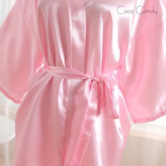 🆕Luxury Satin Pink Kimono Robe - Picture 5 of 7